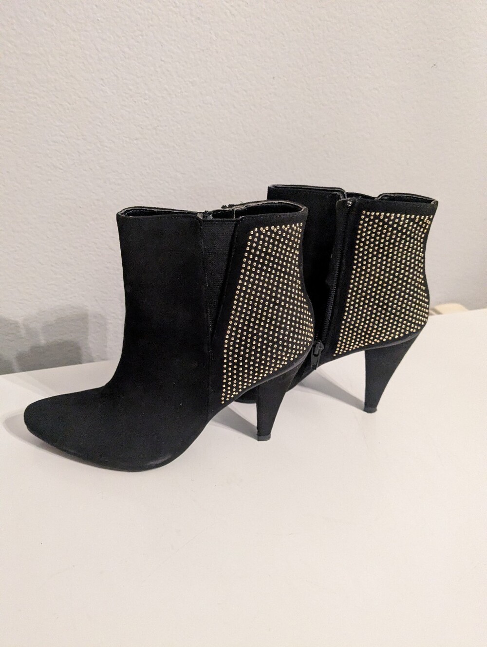 Forever 21 Black Gold Studded Suede Ankle Boots